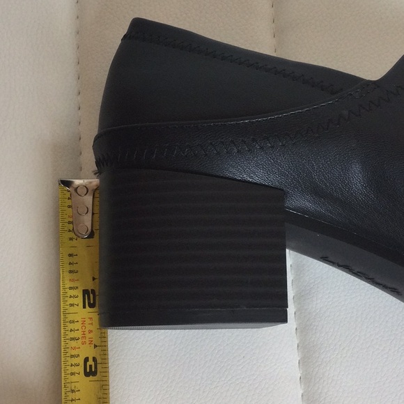 NWB Women’s LifeStride 8.5M Black Dina Shootie Shoe - Picture 9 of 16